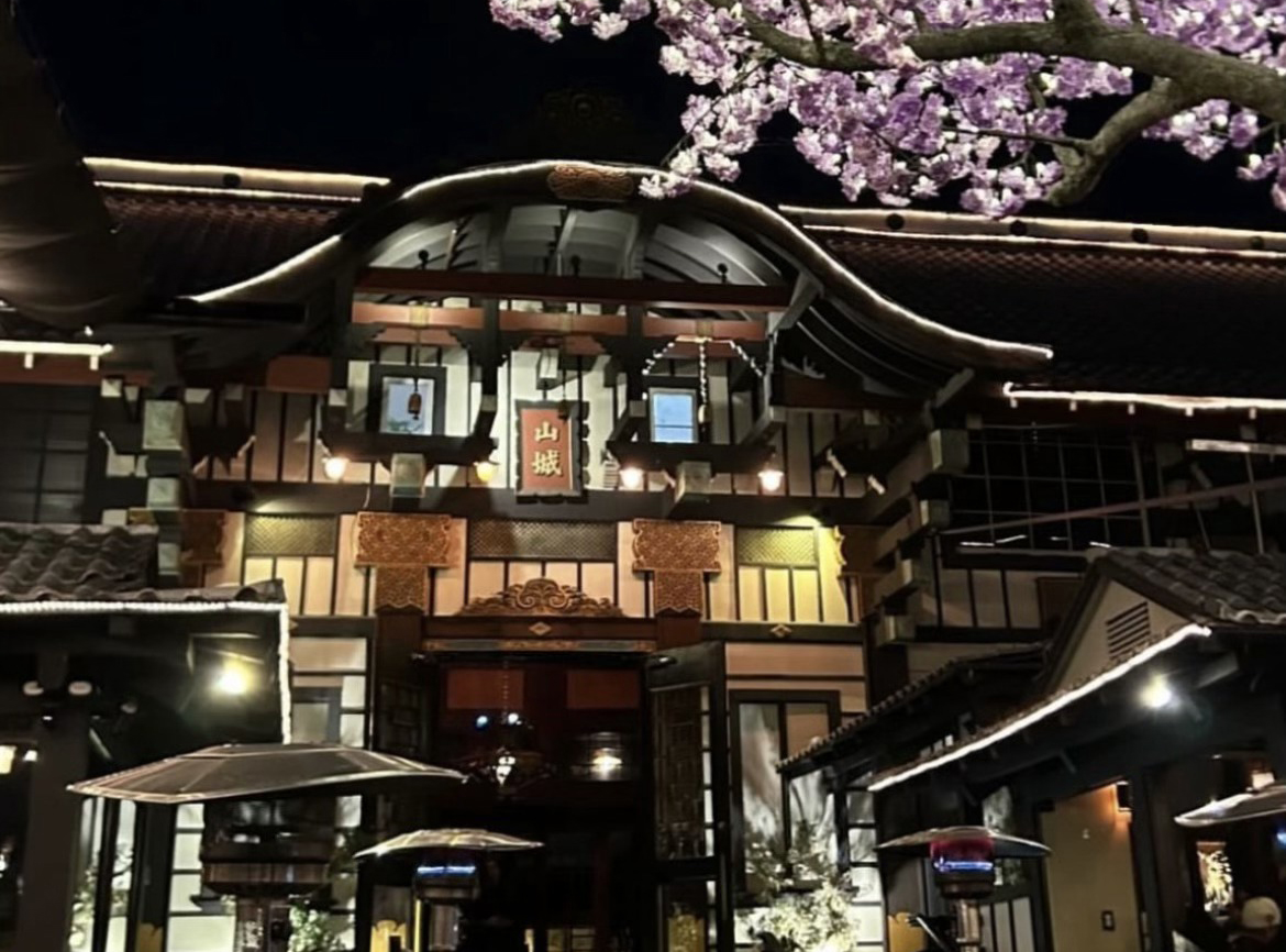 Yamashiro Hollywood: Examining its Spectacular Japanese-Inspired Architecture and Decor